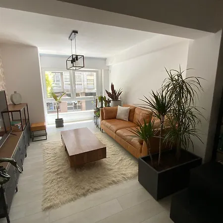 公寓 Piso Moderno Y Centrico Dos Salones 圣地亚哥－德孔波斯特拉