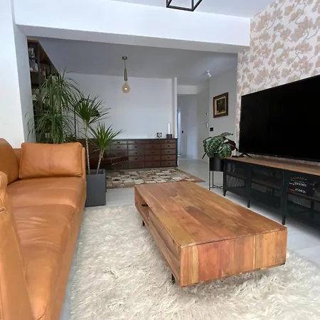 Piso Moderno Y Centrico Dos Salones Santiago de Compostela