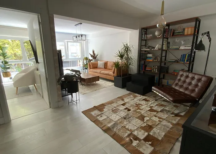 Piso Moderno Y Centrico Dos Salones Santiago de Compostela