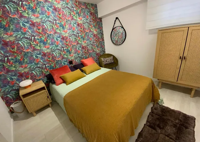 Piso Moderno Y Centrico Dos Salones